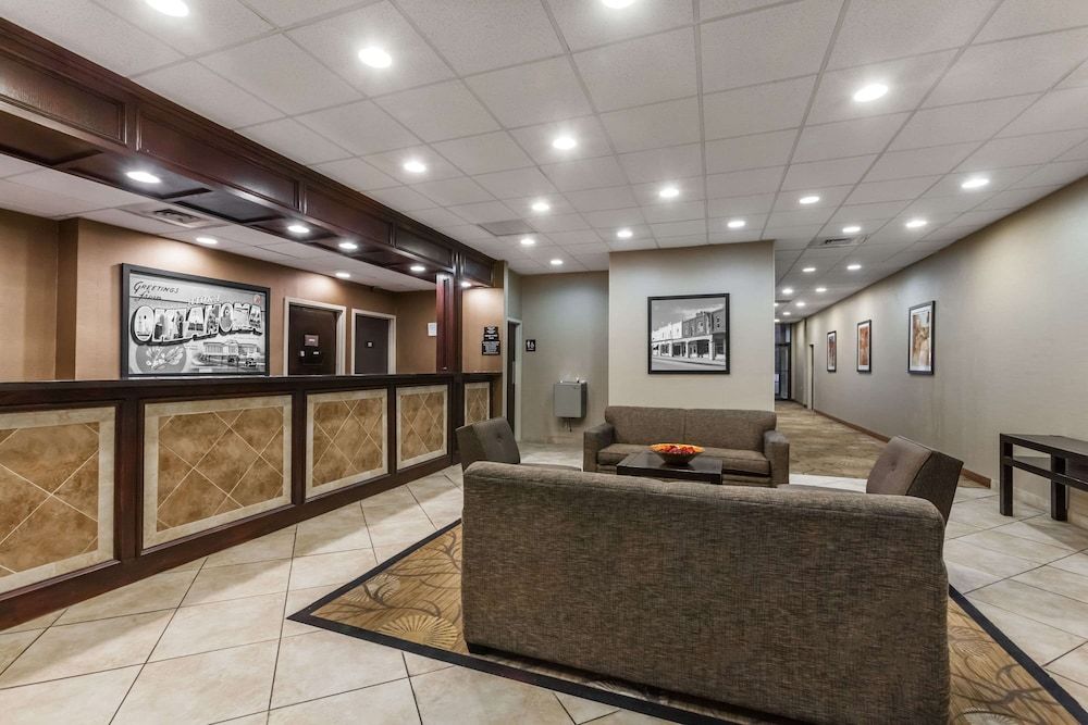 Super 8 by Wyndham Atoka 3