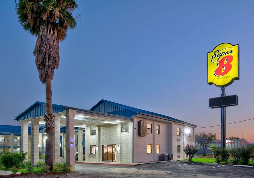 Super 8 by Wyndham Victoria / South / Hwy 59 1 estrellas en Victoria