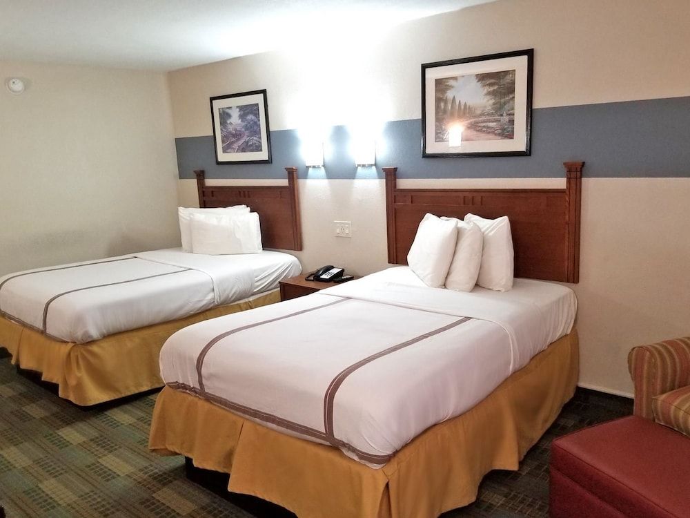 Americas Best Value Inn Marshall 3