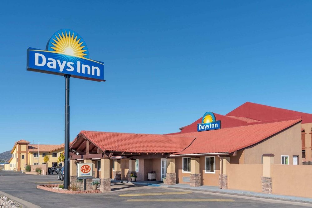 Days Inn by Wyndham Grants 2 estrellas en Grants