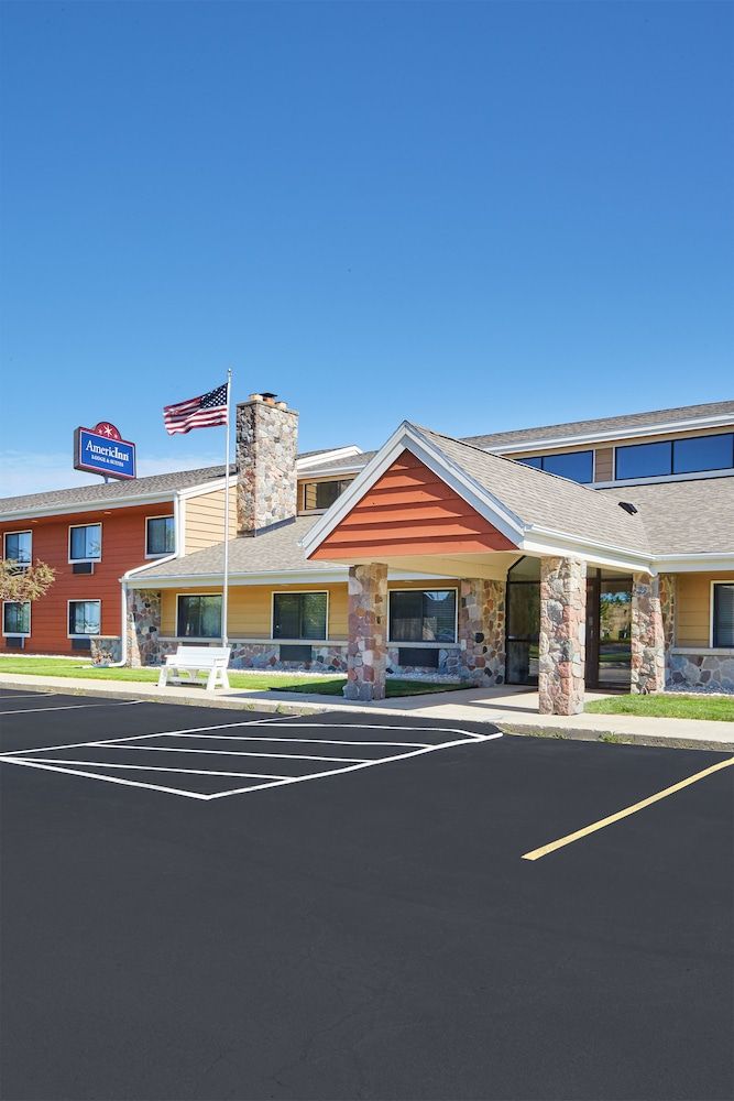 AmericInn by Wyndham Elkhorn Near Lake Geneva 3 estrellas en Elkhorn