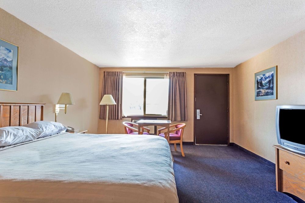 Travelodge by Wyndham Pioneer Villa 3