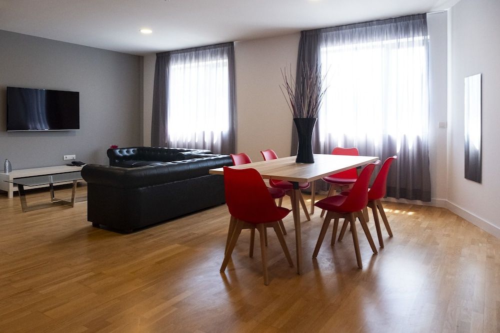 Spa Suites Odeon -1 étoiles à Narón