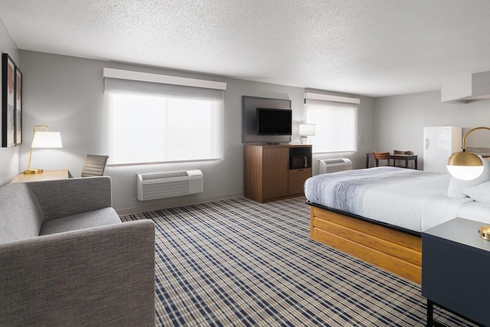 AmericInn by Wyndham Muscatine 3