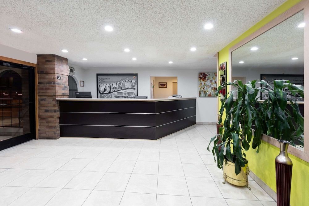 Super 8 by Wyndham Sapulpa/Tulsa Area 3
