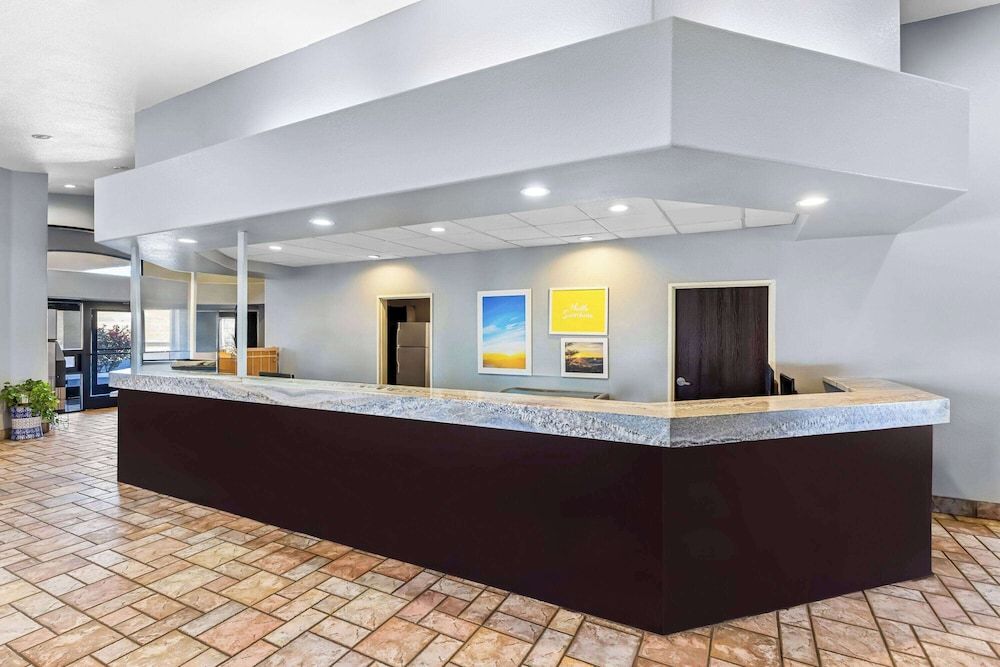 Days Inn by Wyndham Buckeye 3