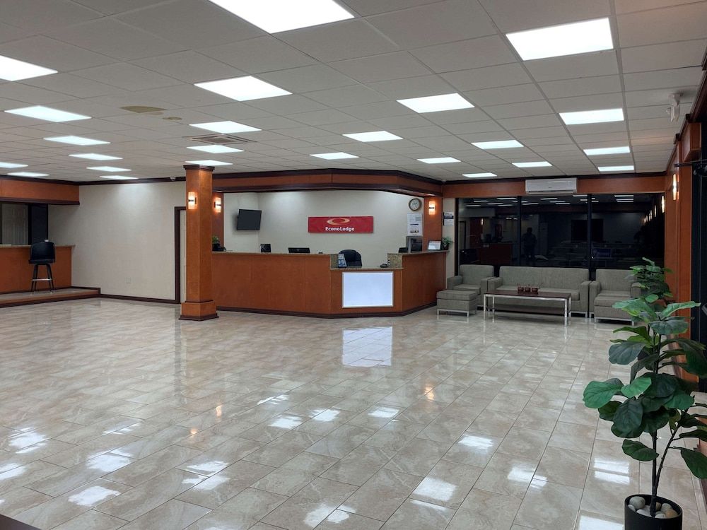 Econo Lodge Yemassee 3