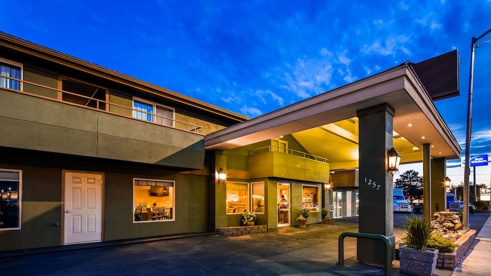 RiverTree Inn & Suites 3 estrellas en Clarkston
