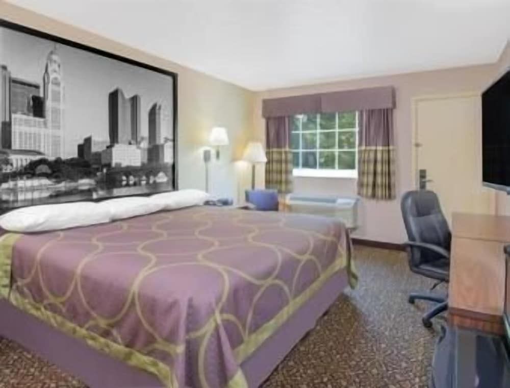 Super 8 by Wyndham Ashland 3