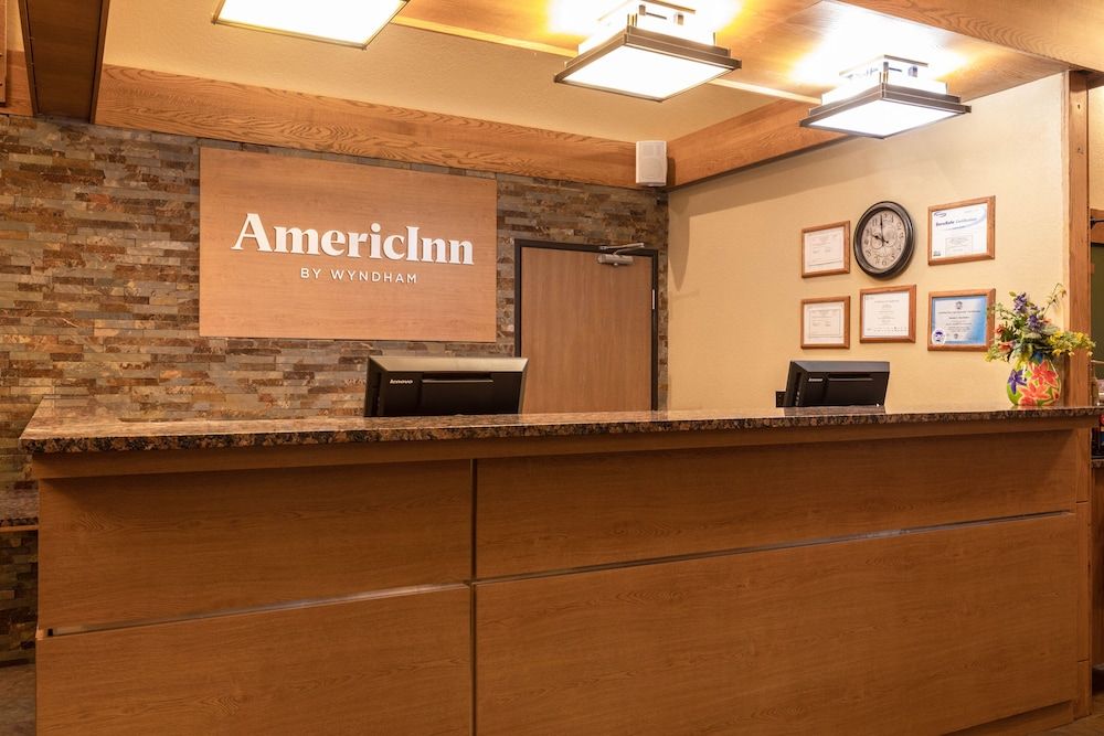 AmericInn by Wyndham Marshall 3