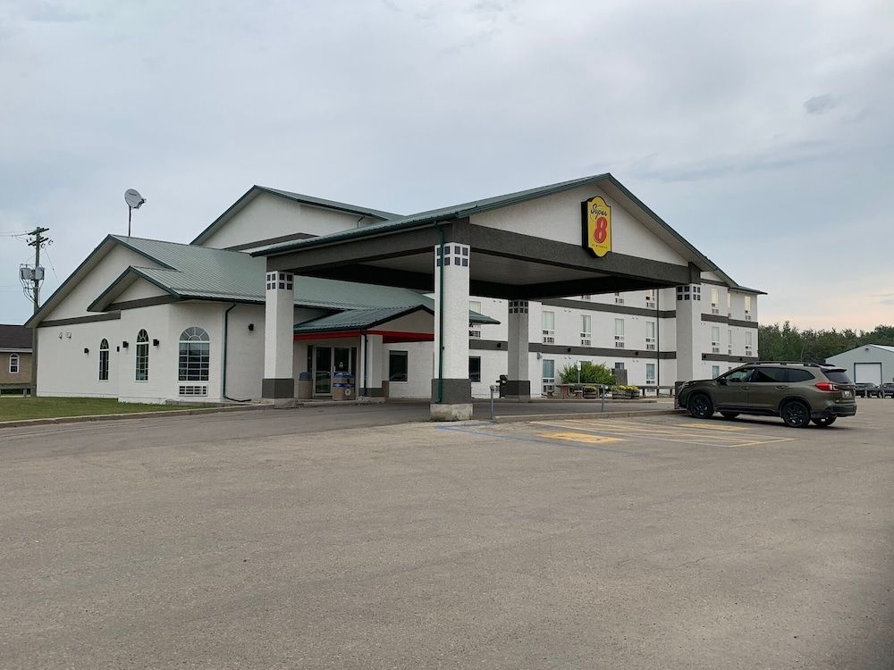 Super 8 by Wyndham Swan River MB 3 estrellas en Swan River