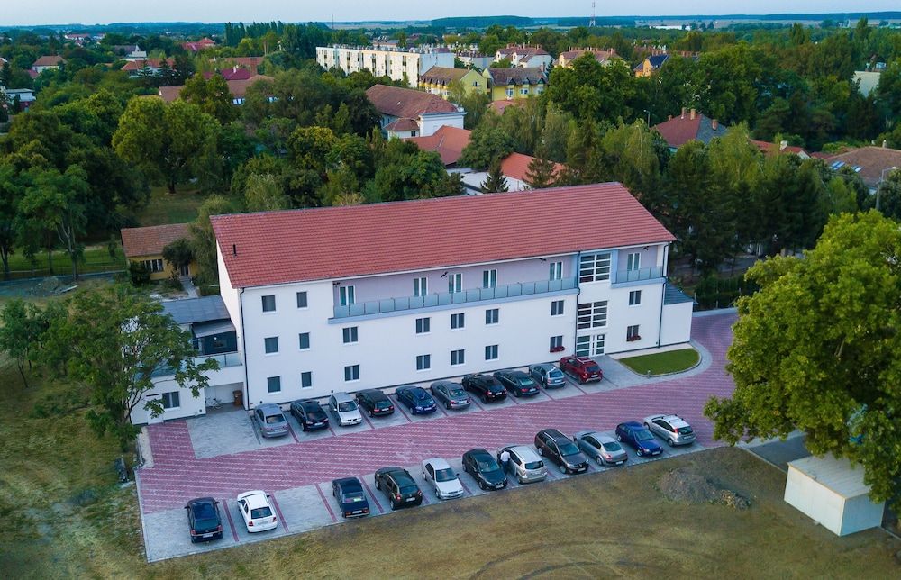 Hotel Szeghalom -1 estrellas en Szeghalom