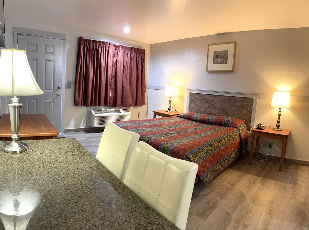 Emerald Best Motel Edmonds 2