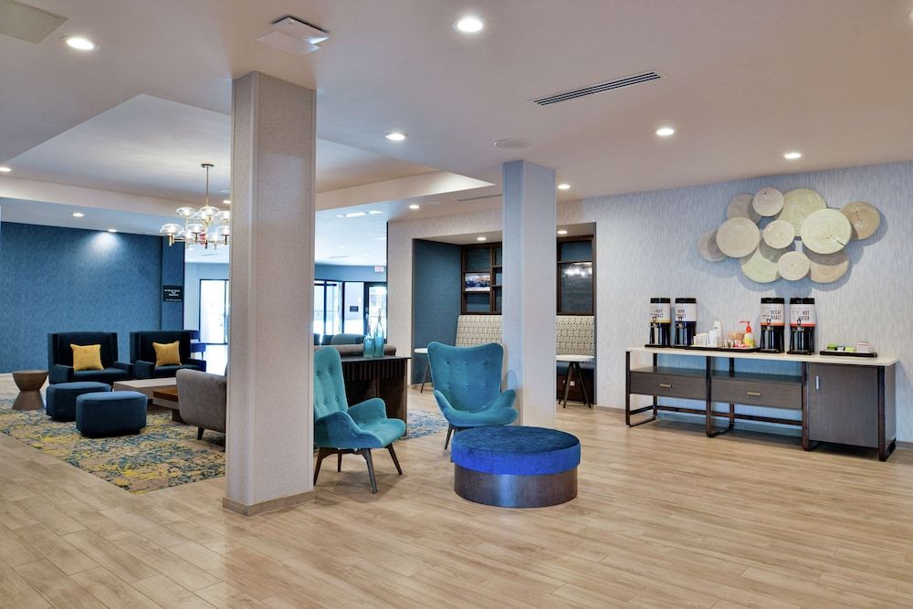 Hampton Inn Cedar Falls Downtown 3