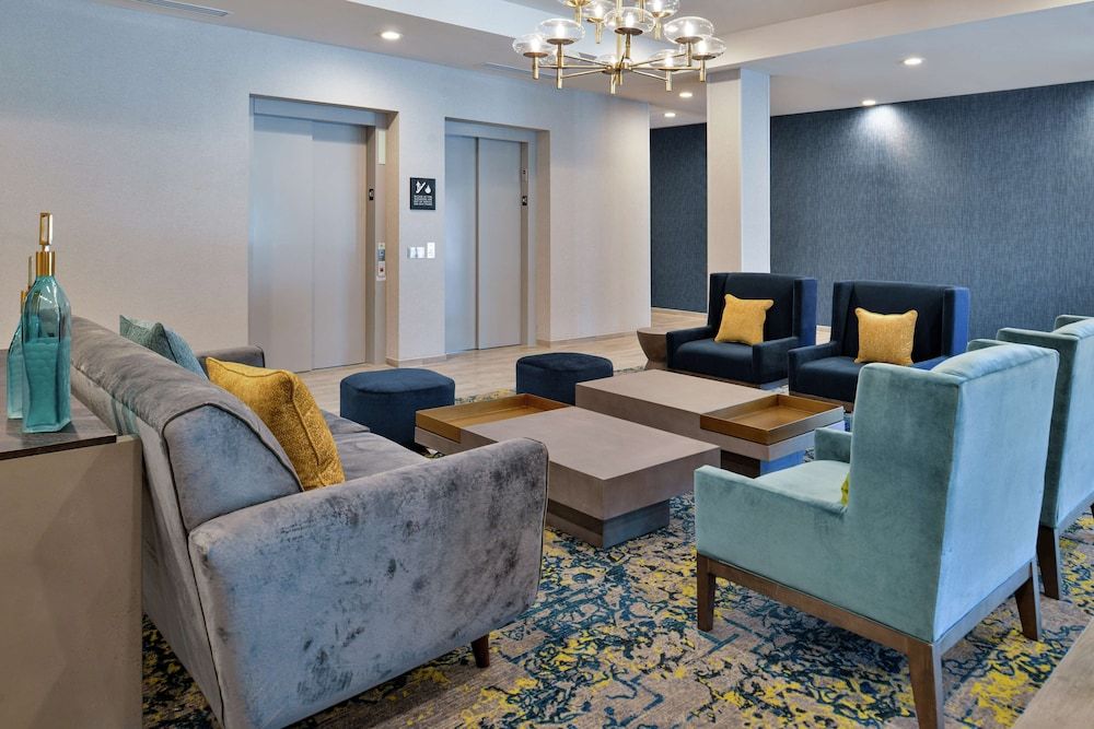 Hampton Inn Cedar Falls Downtown 2