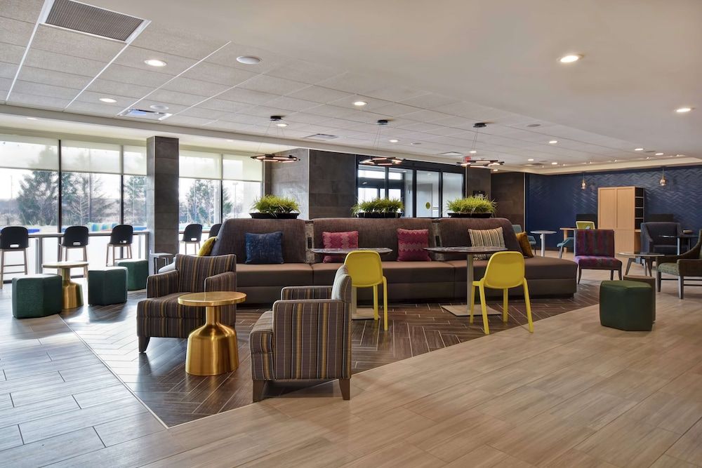 Home2 Suites by Hilton Taylor Detroit 2