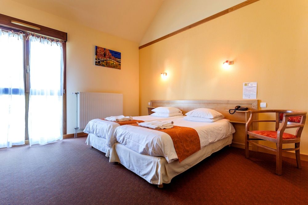 Hotel De La Poste - Logis De France 2
