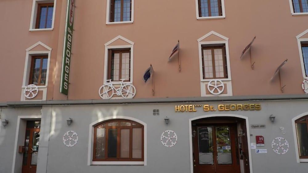 Hôtel Saint Georges 3 étoiles à Saint-Jean-de-Maurienne