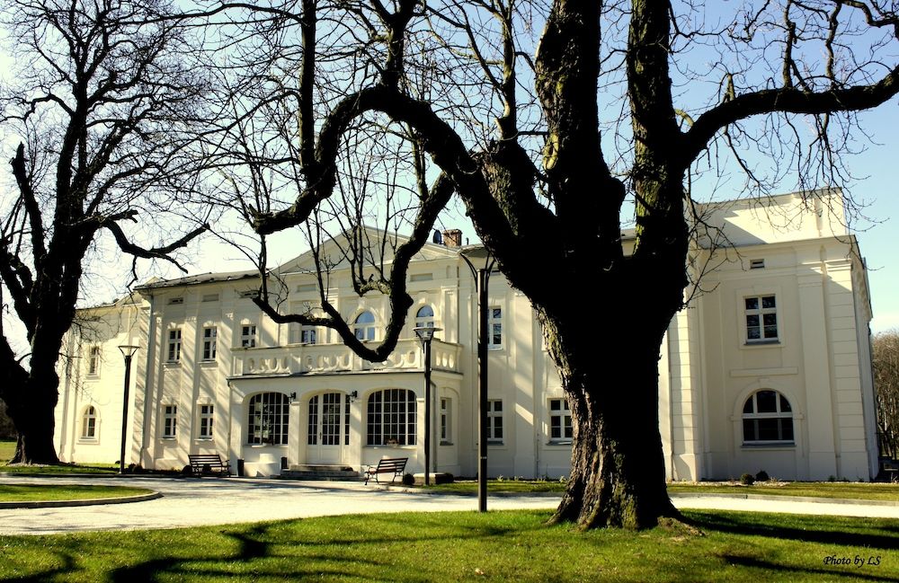 Kasztanowy Pałac 3 estrellas en Swadzim