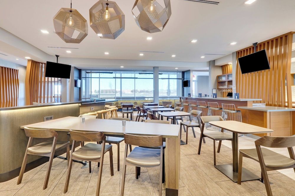 Springhill Suites Dallas Mansfield 3
