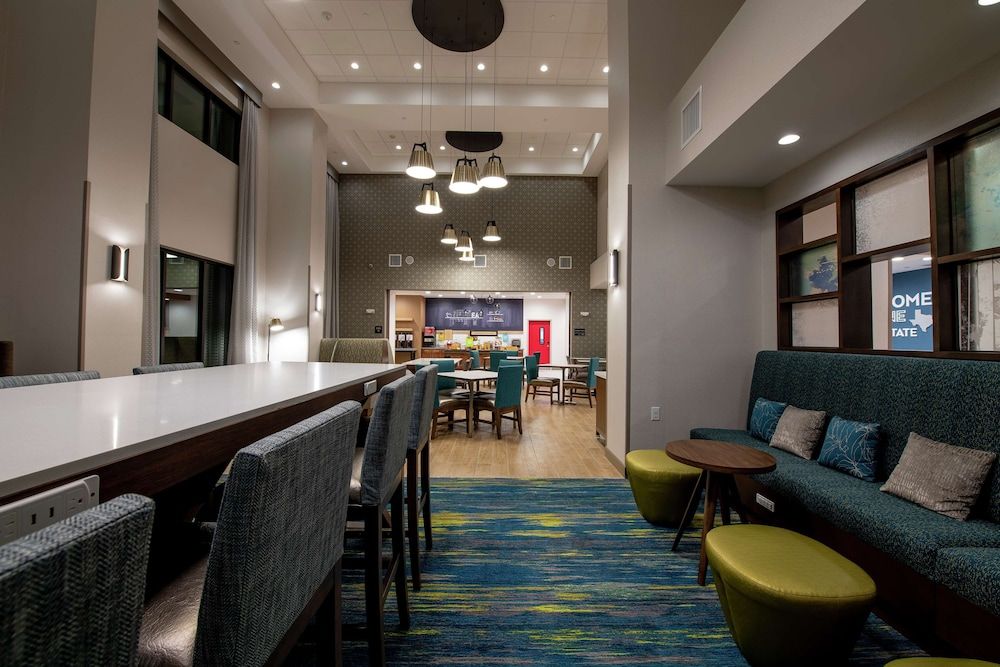 Hampton Inn & Suites Duncanville Dallas 2