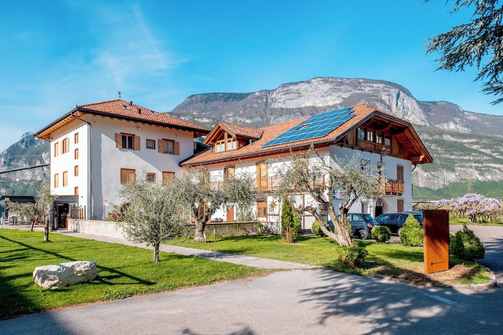 Antico Fienile Agritur -1 estrellas en Mezzocorona