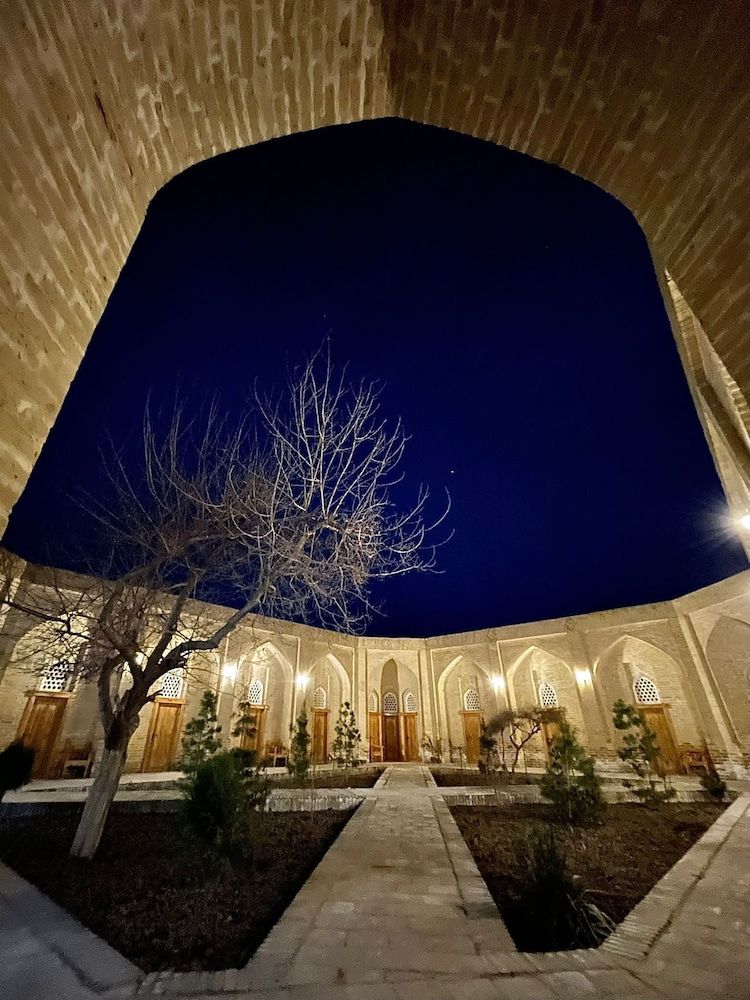 Polvon Qori Boutique Hotel -1 estrellas en Jiva