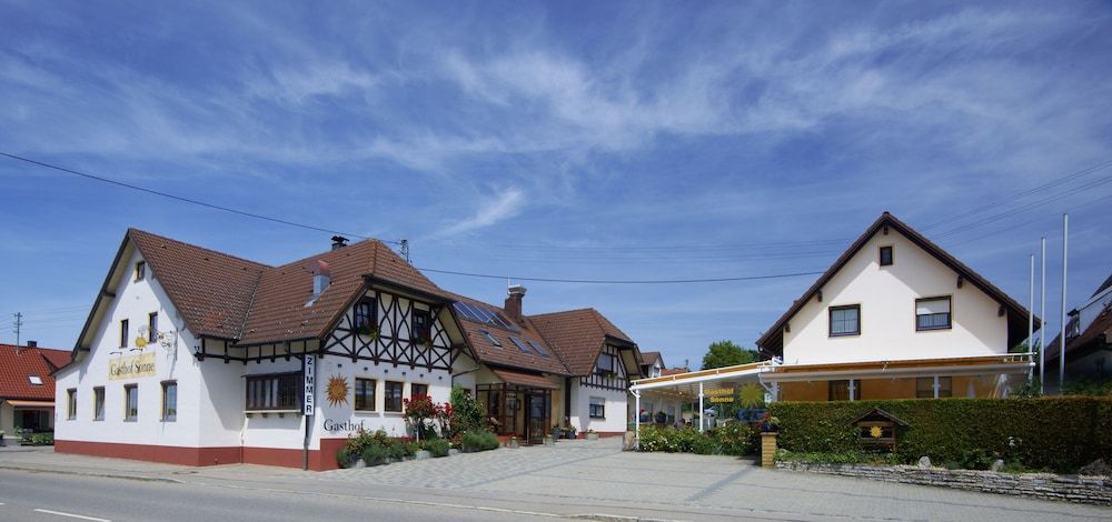 Gasthof zur Sonne 3 estrellas en Röfingen