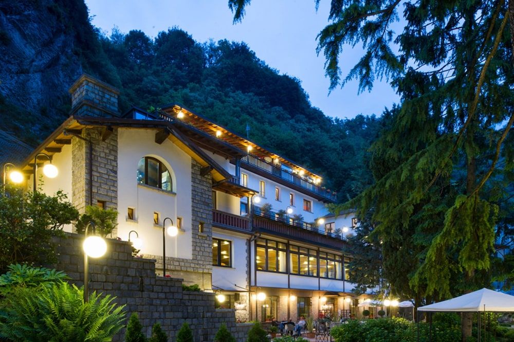 Hotel Oasi Verde 3 estrellas en Bienno