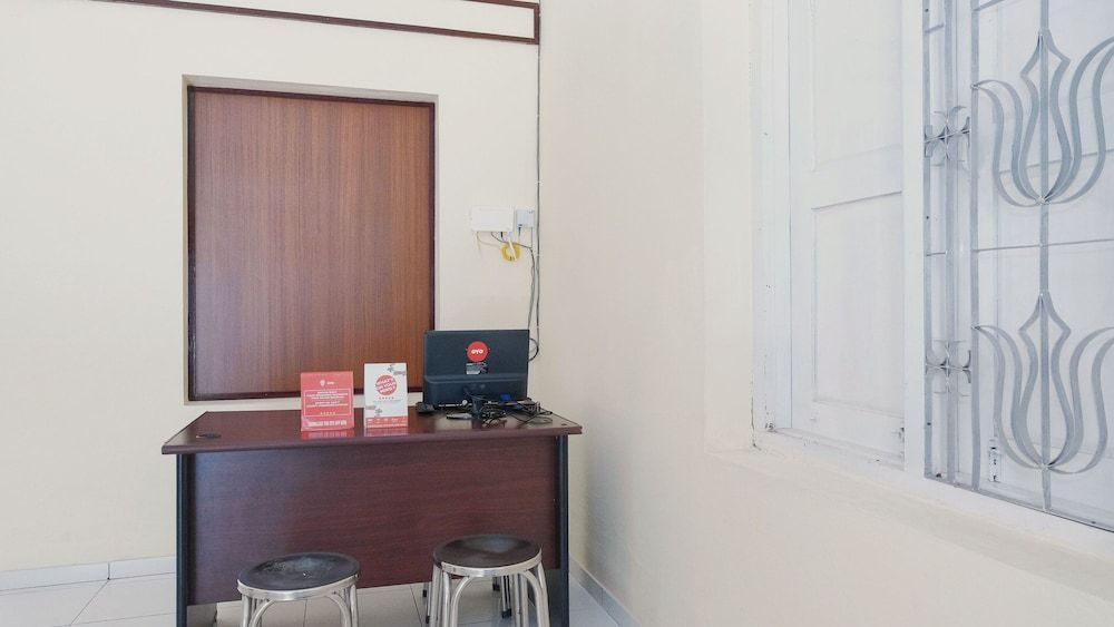 OYO 1190 Griya Soeratin Residence Syariah 2