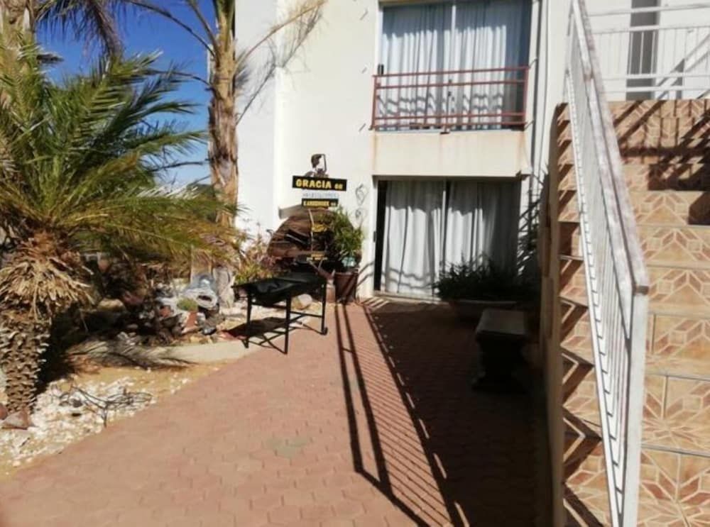 Namgate Guesthouse and Butchery 3