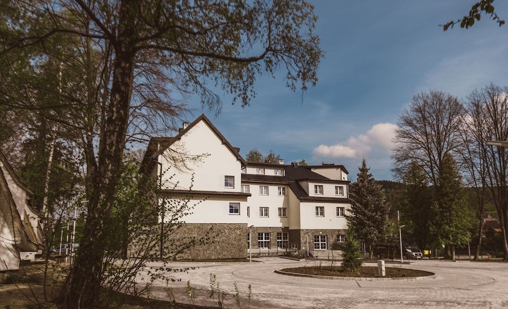 Country Club Żywiec 4 estrellas en Żywiec