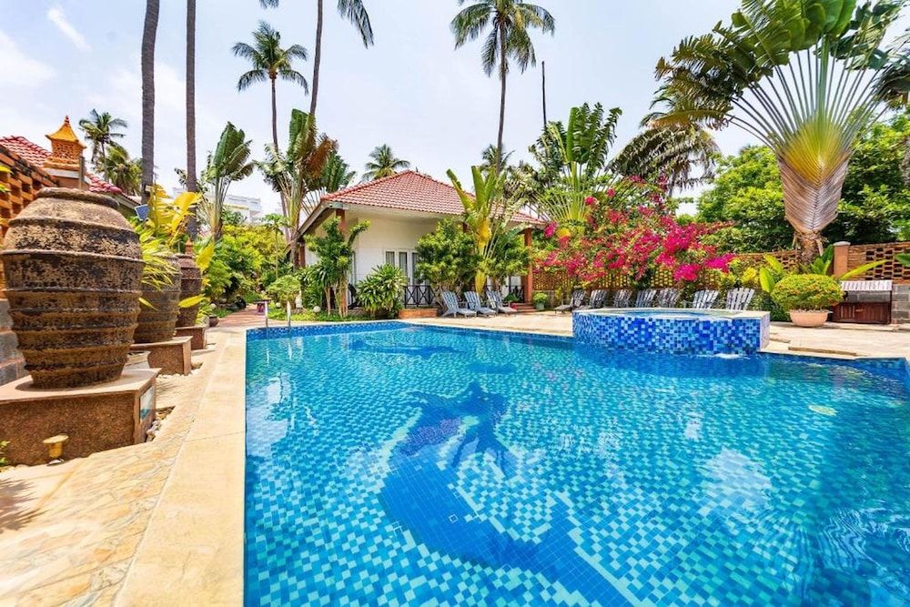 Sunday Lotus Garden Resort By The Sea Mui Ne 3 estrellas en Mui Ne