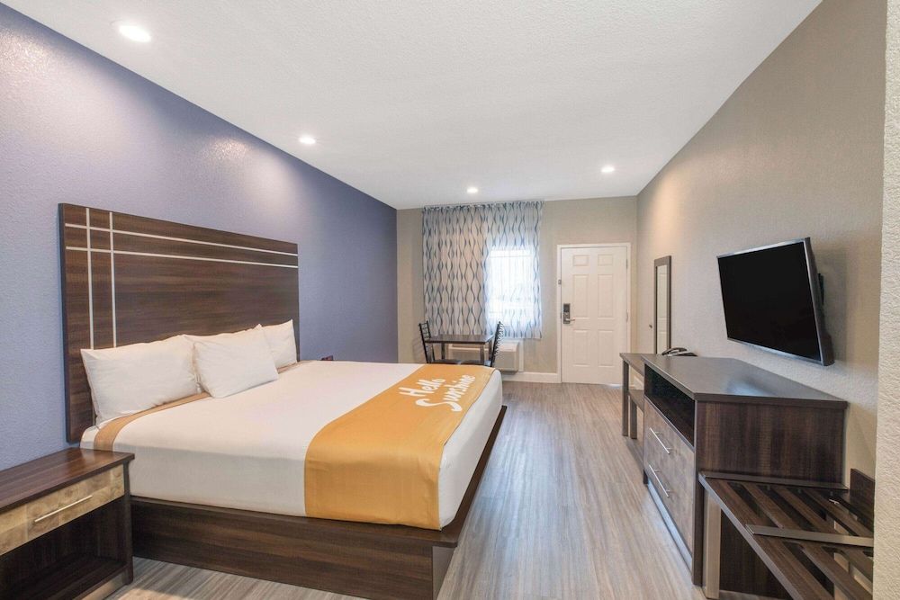 Days Inn & Suites by Wyndham La Porte 2 estrelas em La Porte