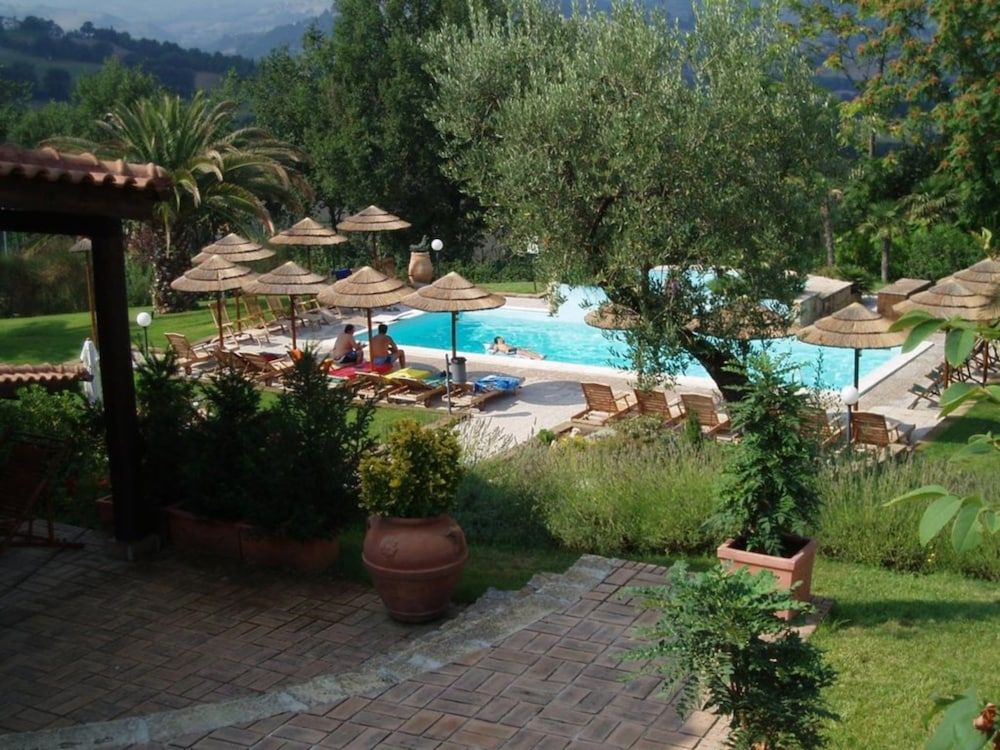 La Valle del Sole Country House -1 estrellas en SantʼIppolito