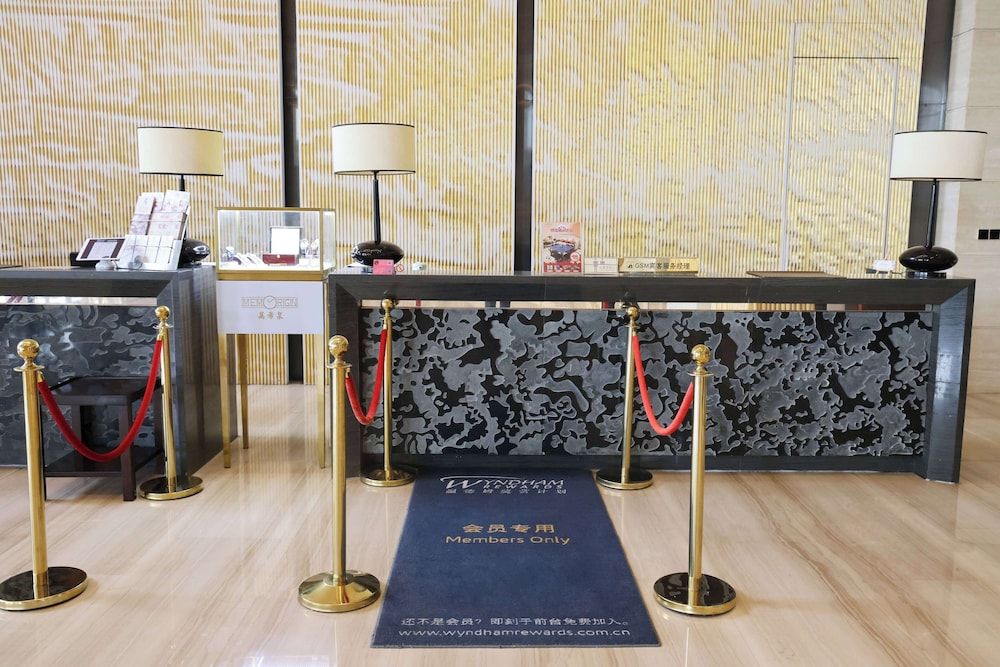 Howard Johnson Changsheng Plaza Meizhou 2