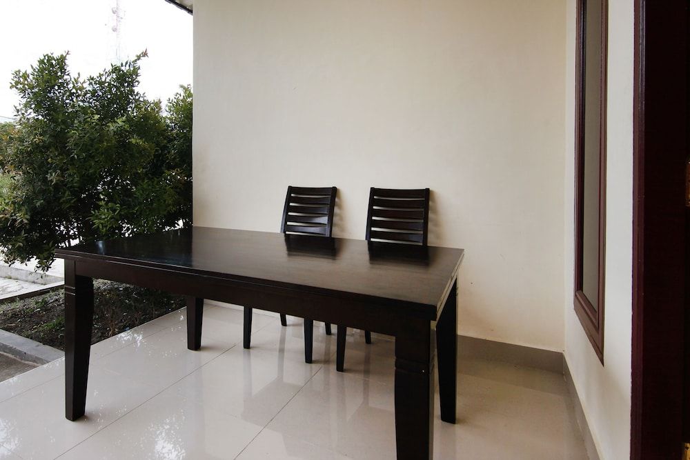 OYO 1694 Pariban Homestay 2
