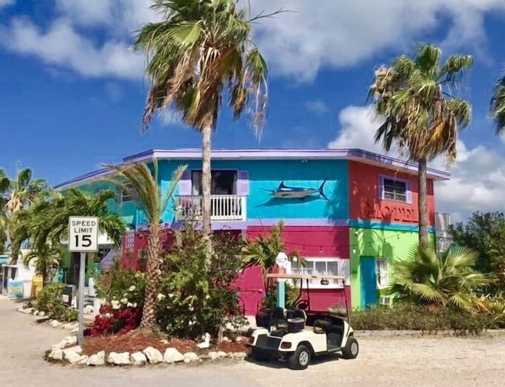 Conch Key Fishing Lodge and Marina 2