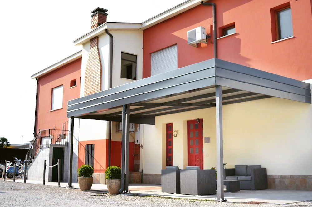 La Villa 2