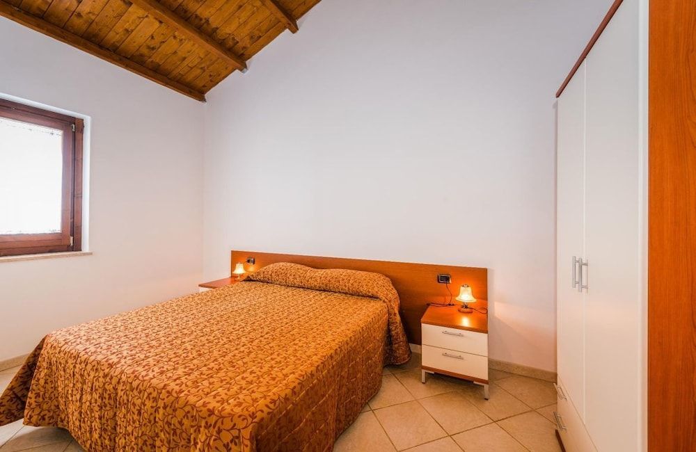 Villaggio Punta Alice Srl 2