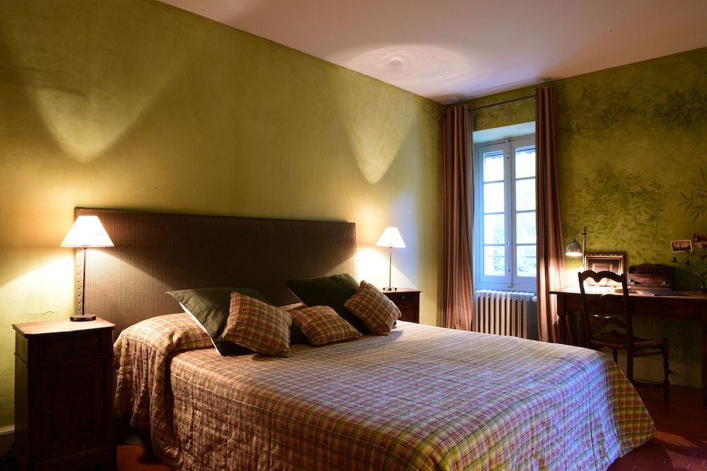 Chateau Mentone 3