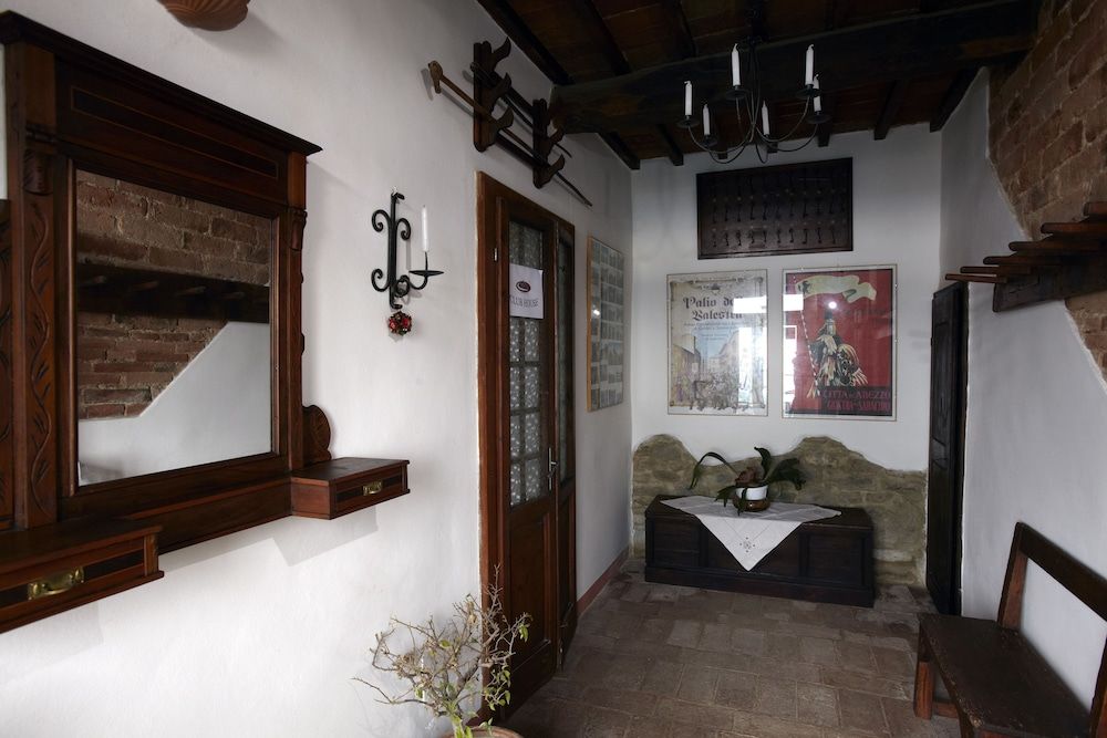 Agriturismo La Casina della Burraia 2