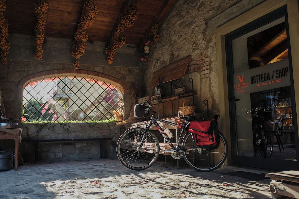 Agriturismo La Petrosa 2