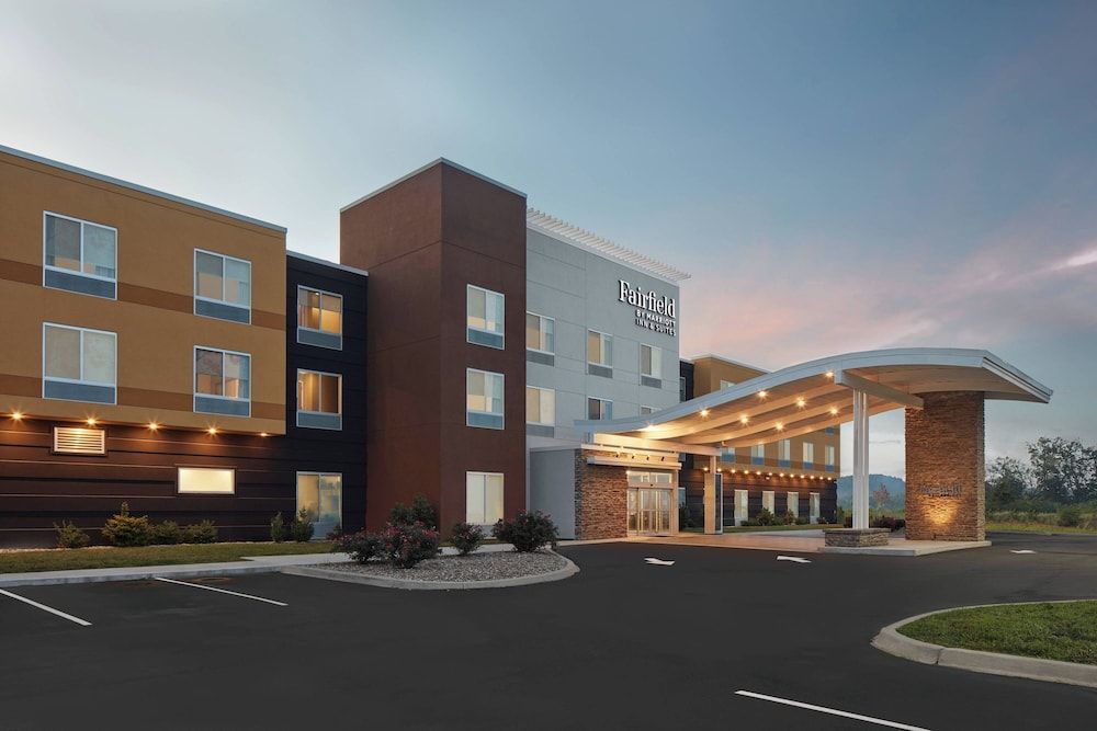 Fairfield Inn & Suites by Marriott Louisville New Albany IN 3 estrellas en New Albany