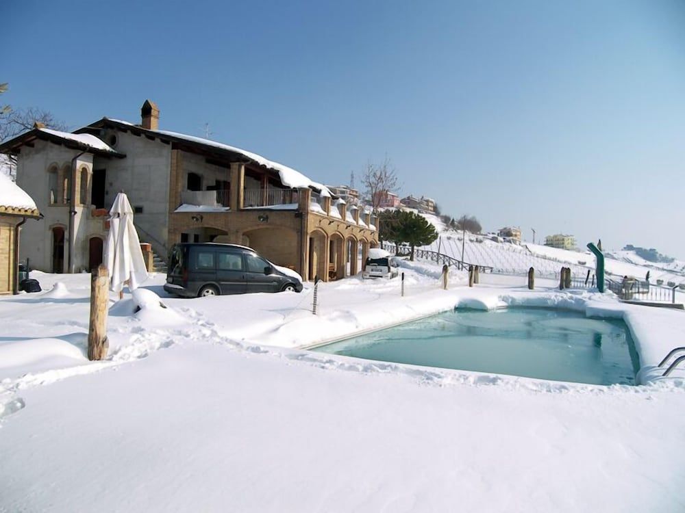 Agriturismo Aqua Viva -1 estrellas en Acquaviva Picena
