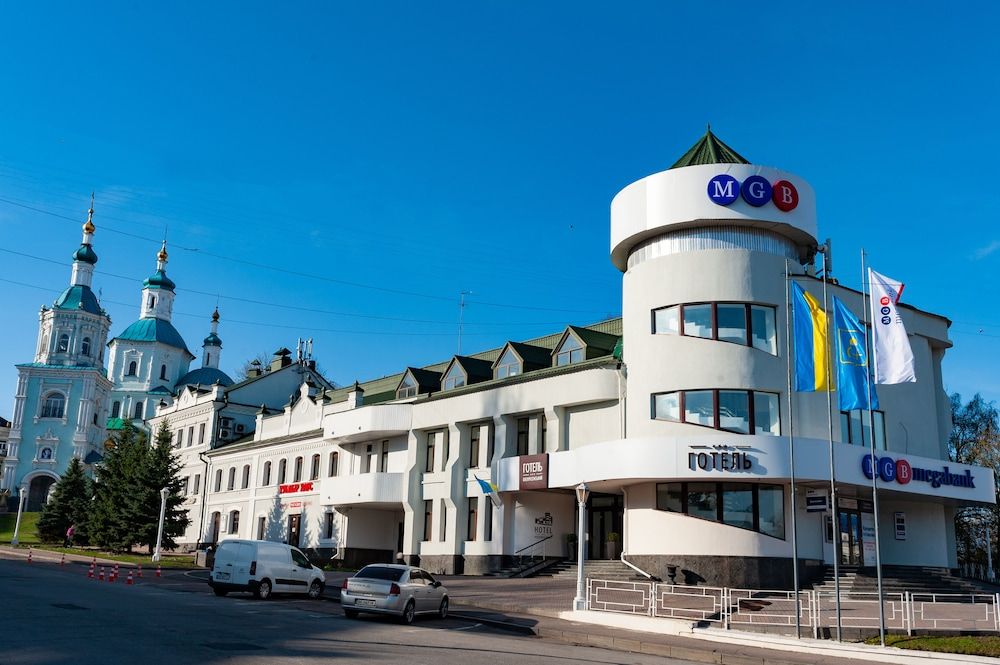 Voskresensky 3 estrellas en Sumy