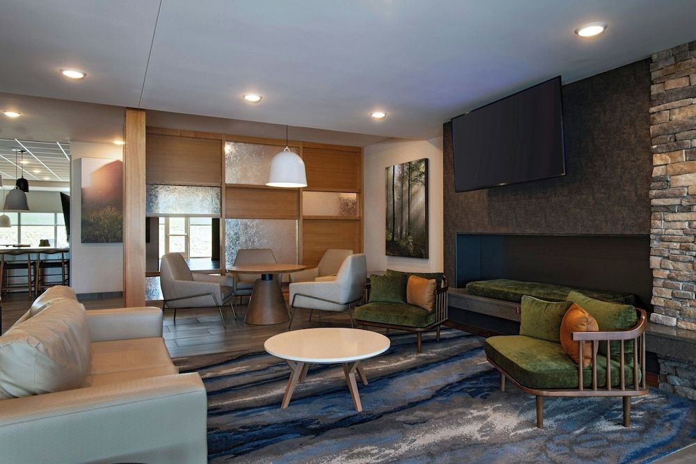 Fairfield Inn & Suites by Marriott Lincoln Crete 2