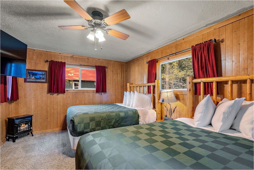 Brundage Bungalows 3