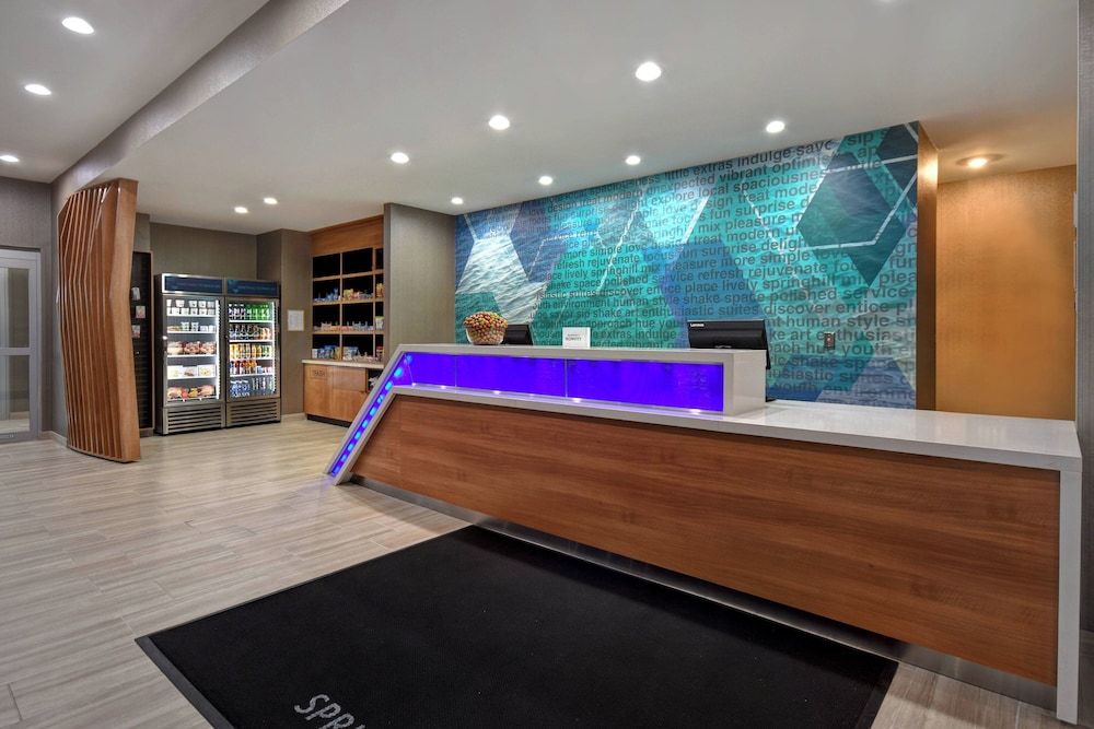 SpringHill Suites by Marriott Holland 3