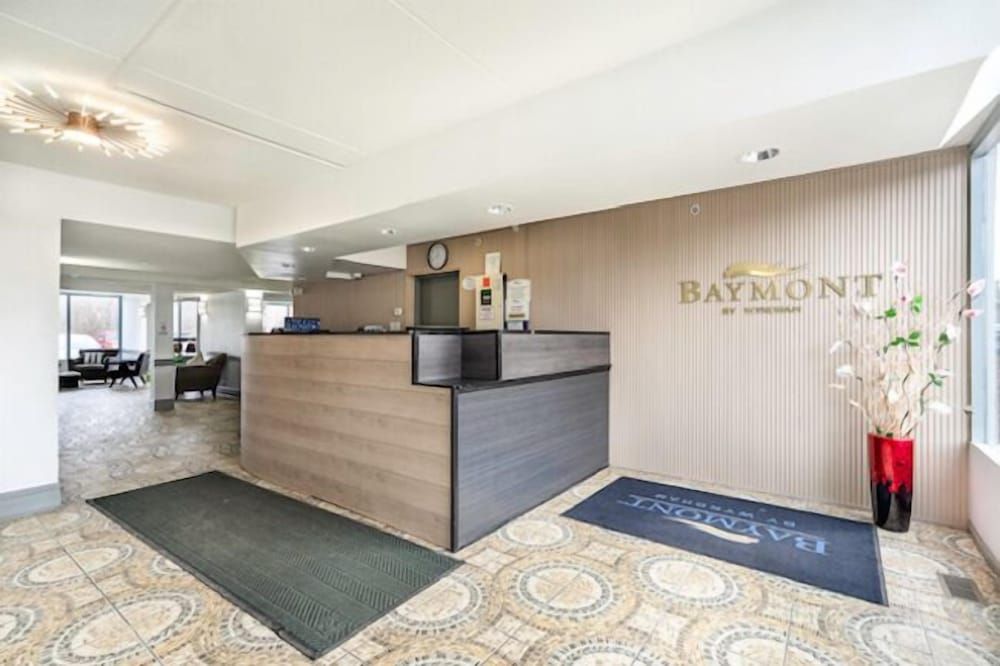 Baymont by Wyndham Addison 2
